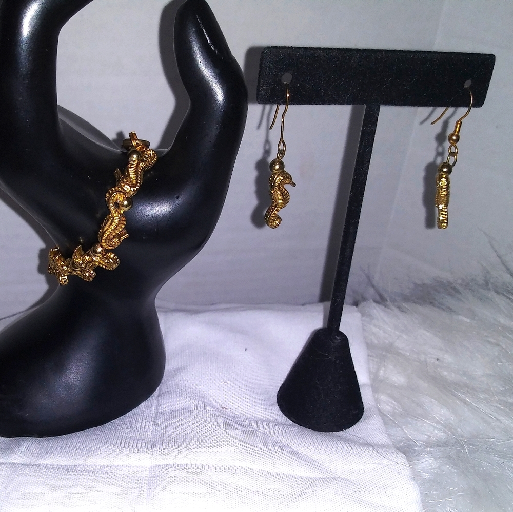 Vintage Seahorse bracelet & matching dangle earrin